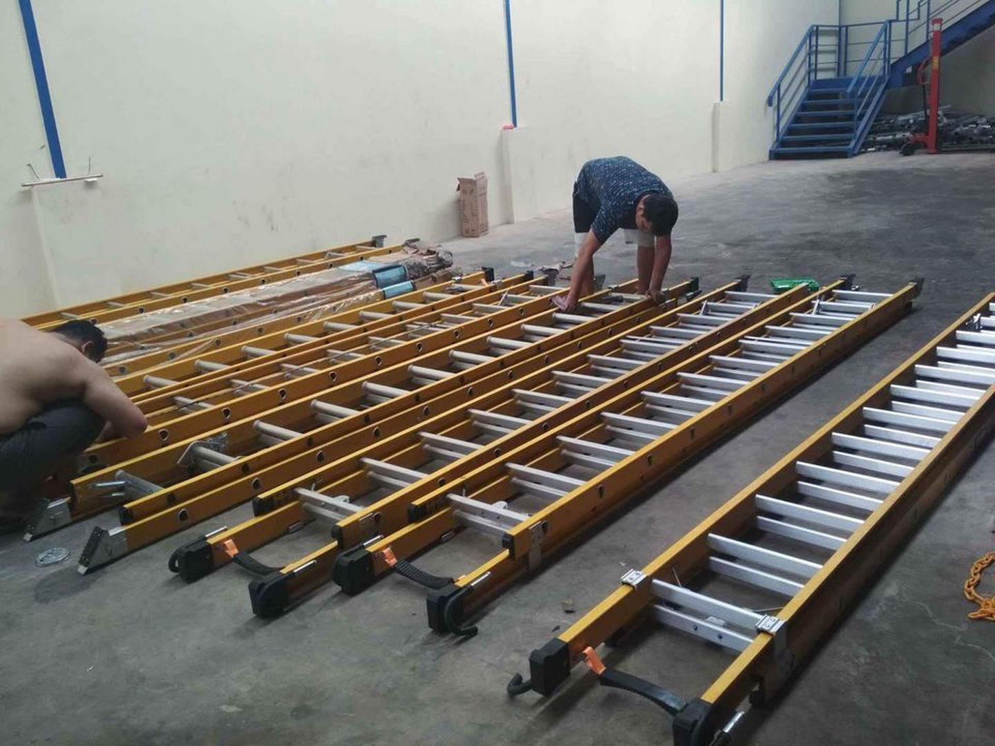 Distributor Tangga PLN Sliding Fiberglass 9.6 Meter 32 Feet - Gambar 51