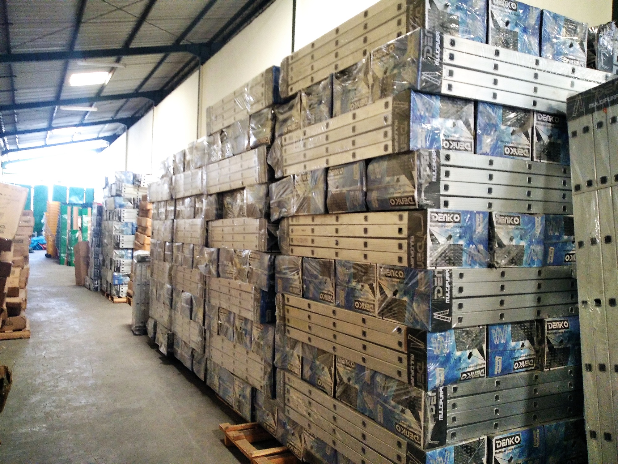 Denko Tangga Lipat Multipurpose 5.7 Meter Mal 4x5 - Gambar 4